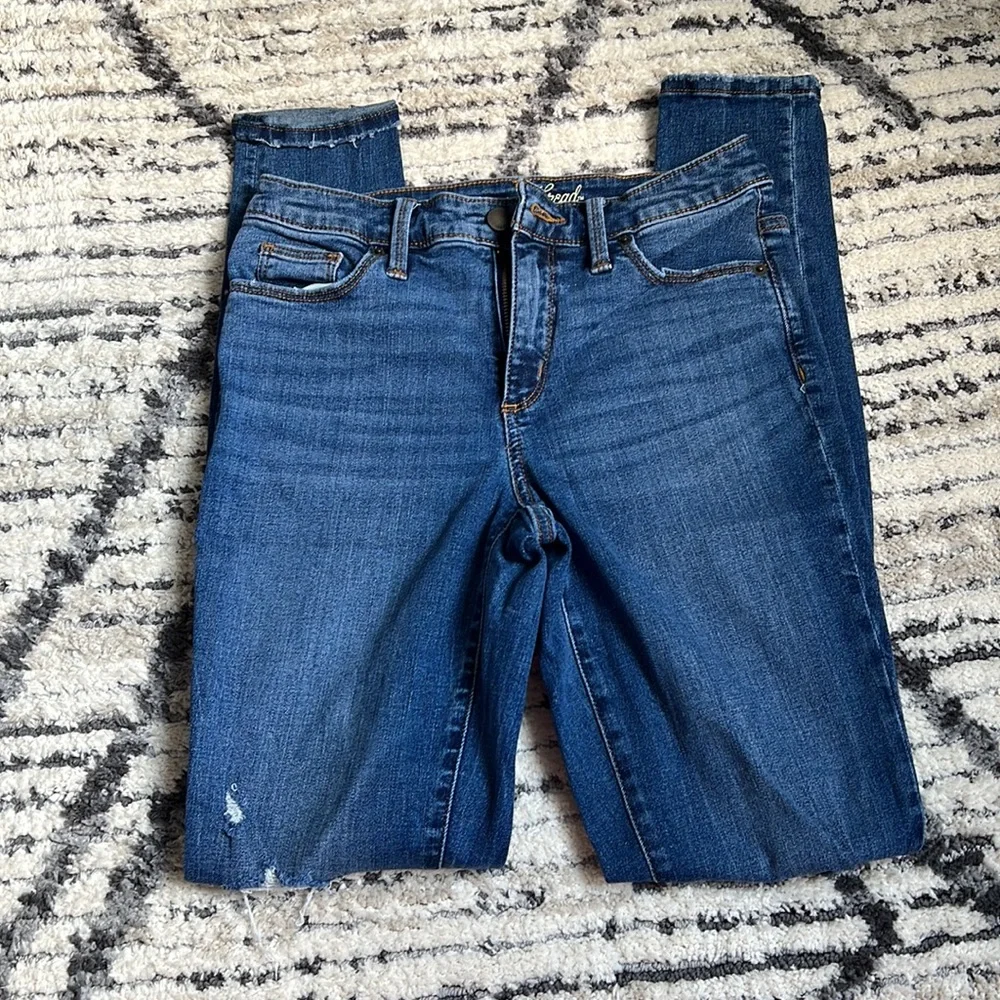NWOT SKINNY JEANS